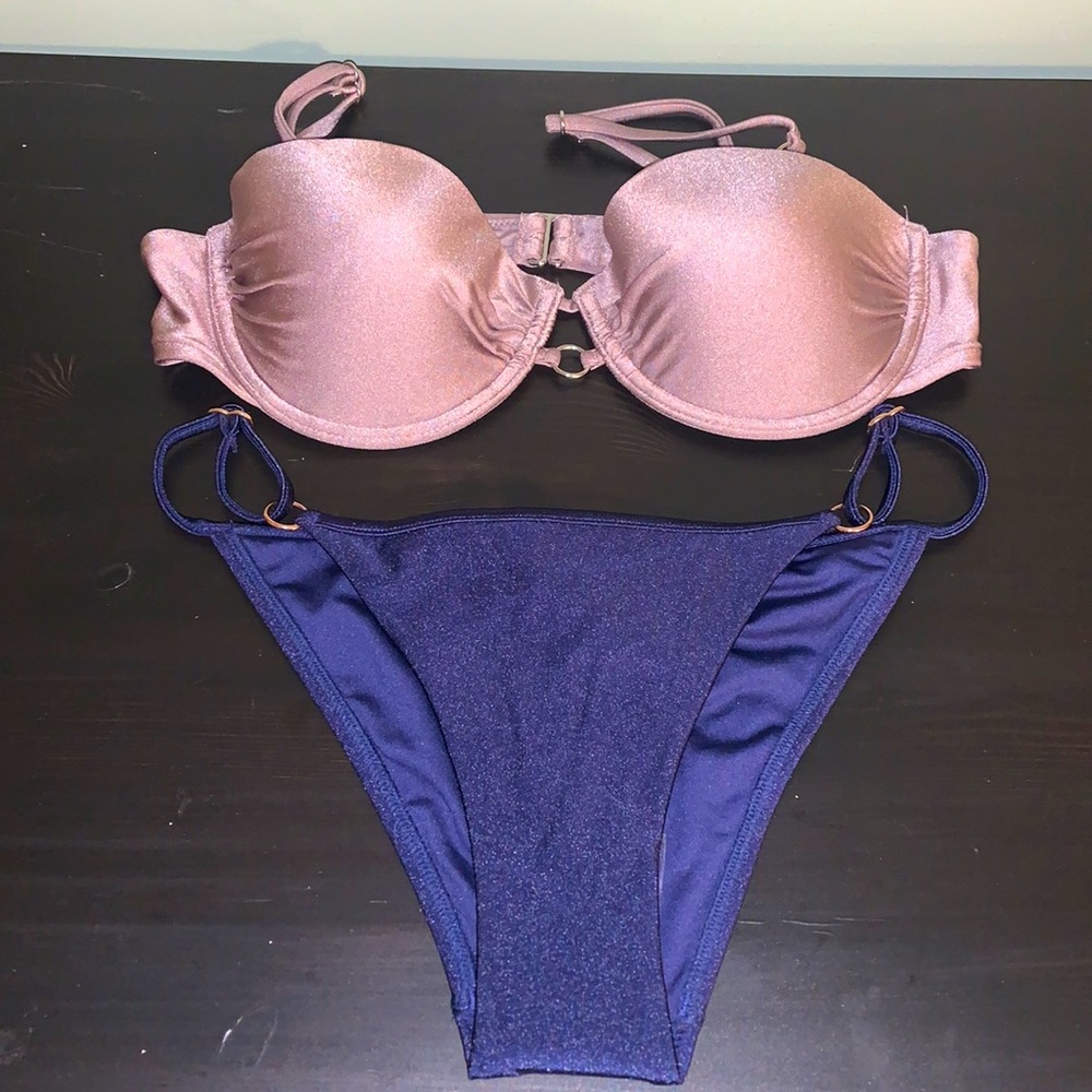 Victoria’s Secret bikini